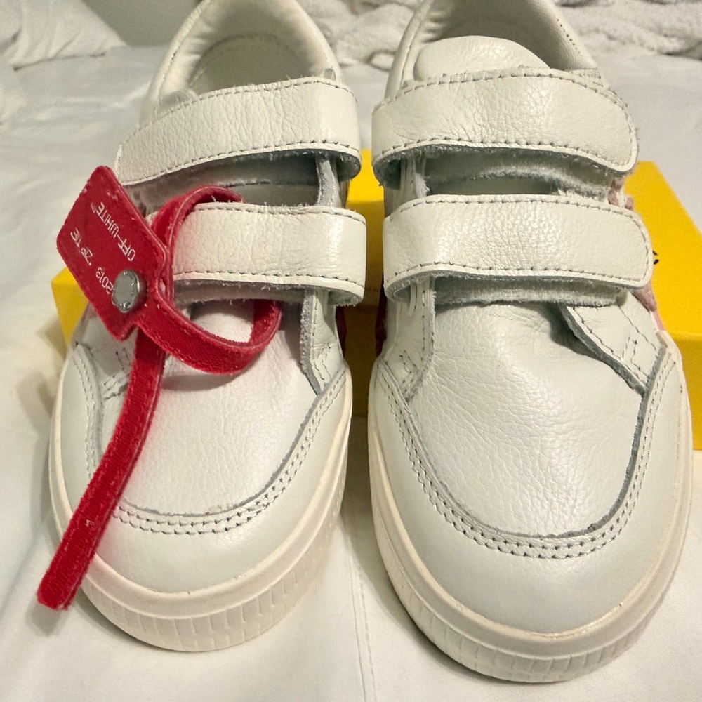 Off-White Kids White Leather Velcro Sneakers with Red Tag Accent